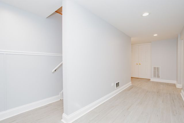 5707 N Rockwell Street, Chicago, IL 60659