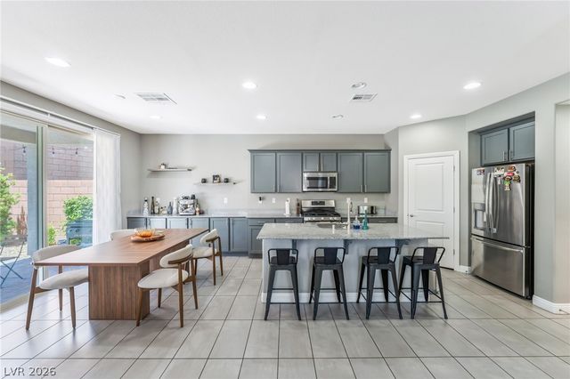 5981 Smith Valley Road, Las Vegas, NV 89148