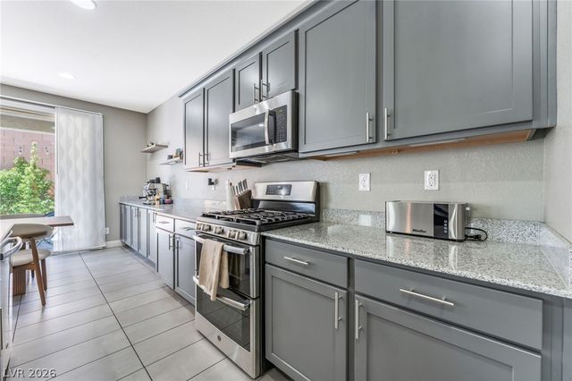 5981 Smith Valley Road, Las Vegas, NV 89148