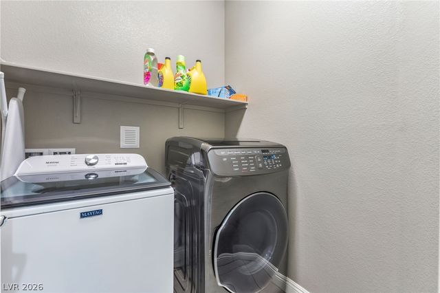 5981 Smith Valley Road, Las Vegas, NV 89148
