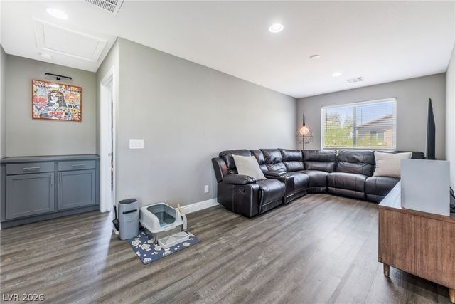 5981 Smith Valley Road, Las Vegas, NV 89148