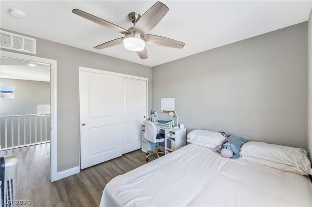 5981 Smith Valley Road, Las Vegas, NV 89148
