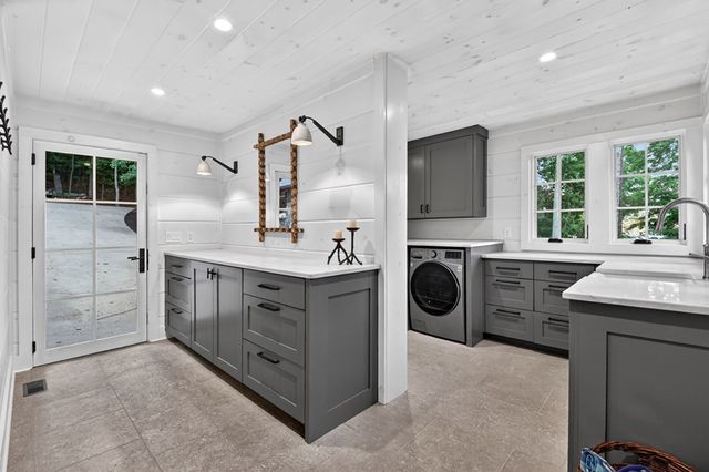 30 Cherokee Lane, Blue Ridge, GA 30513