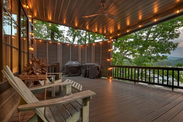30 Cherokee Lane, Blue Ridge, GA 30513