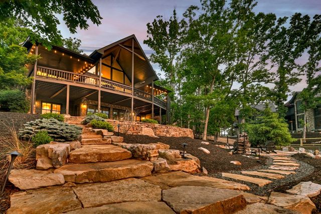 30 Cherokee Lane, Blue Ridge, GA 30513