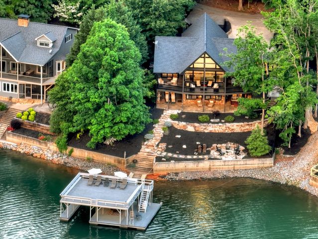 30 Cherokee Lane, Blue Ridge, GA 30513