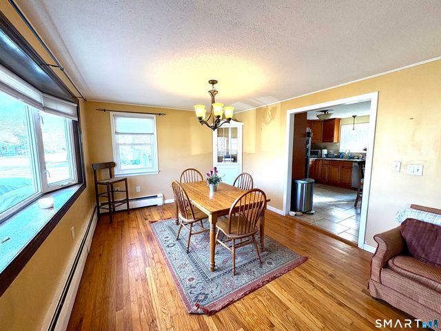 49 Hemlock Place, Middletown, CT 06457