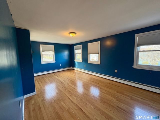 49 Hemlock Place, Middletown, CT 06457