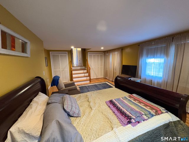 49 Hemlock Place, Middletown, CT 06457