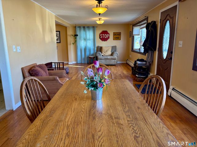 49 Hemlock Place, Middletown, CT 06457