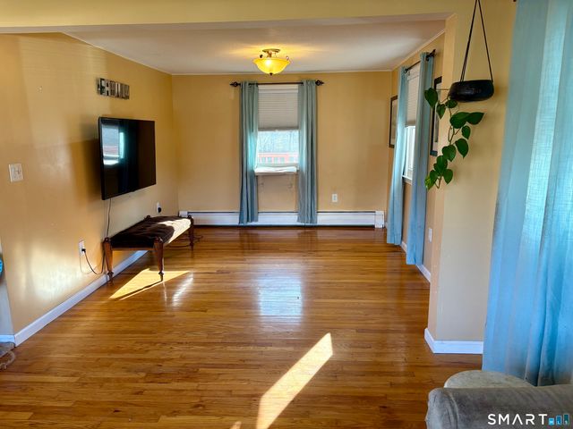 49 Hemlock Place, Middletown, CT 06457