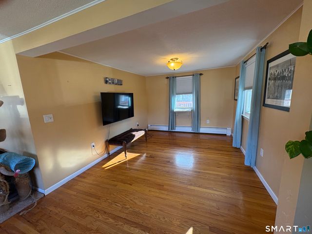 49 Hemlock Place, Middletown, CT 06457