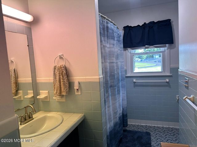 58 Glendale Drive, Freehold, NJ 07728