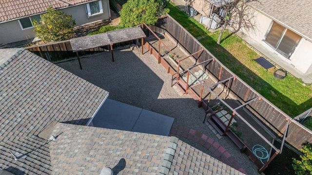 5251 Peony Dr, Livermore, CA 94551