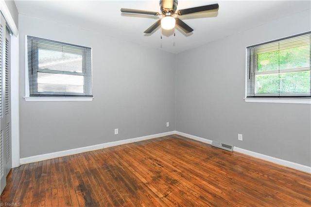 1620 Woodbriar Avenue, Greensboro, NC 27405