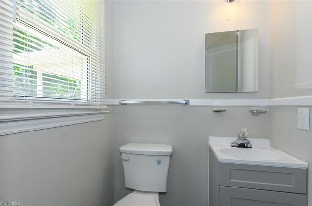 1620 Woodbriar Avenue, Greensboro, NC 27405