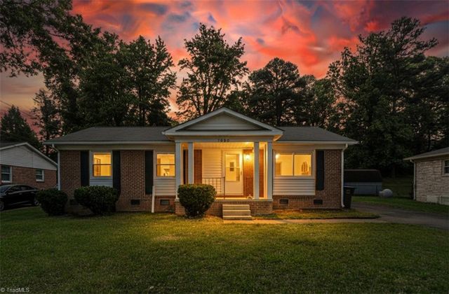 1620 Woodbriar Avenue, Greensboro, NC 27405