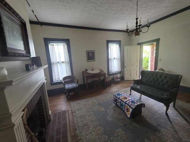 170 Cumberland St, Altamont, TN 37301