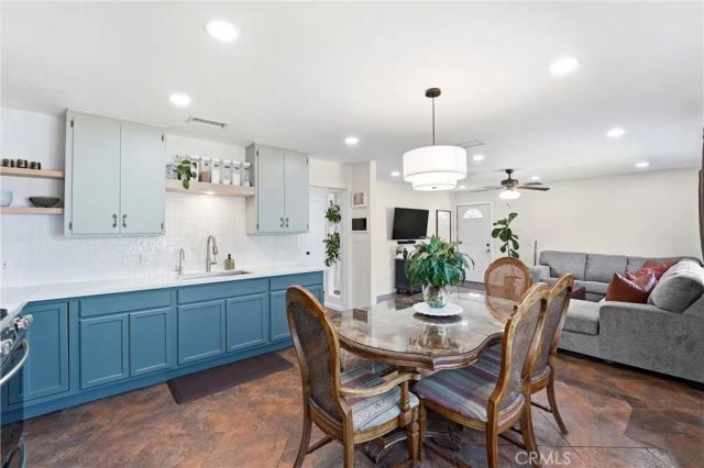 7183 Olive, Highland, CA 92346