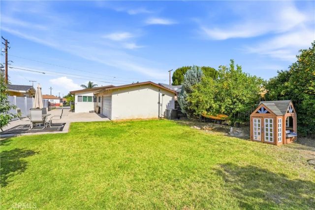 7183 Olive, Highland, CA 92346