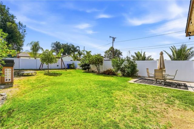 7183 Olive, Highland, CA 92346
