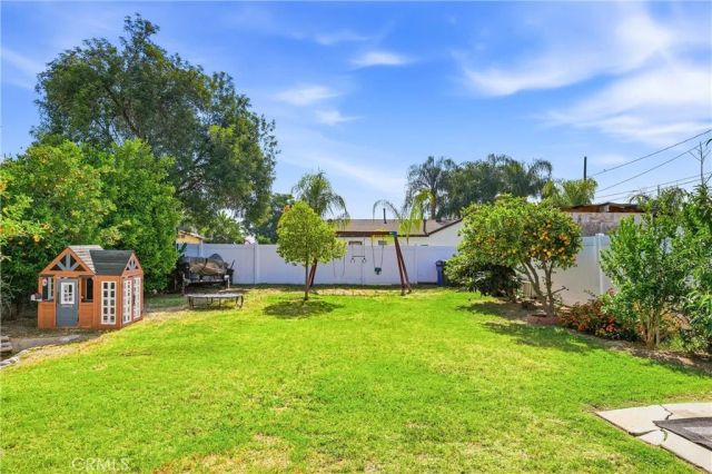 7183 Olive, Highland, CA 92346