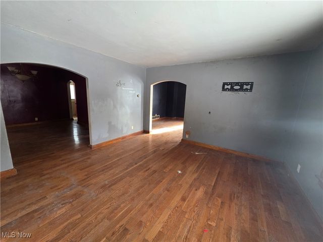 242 Vine Street, Salem, OH 44460