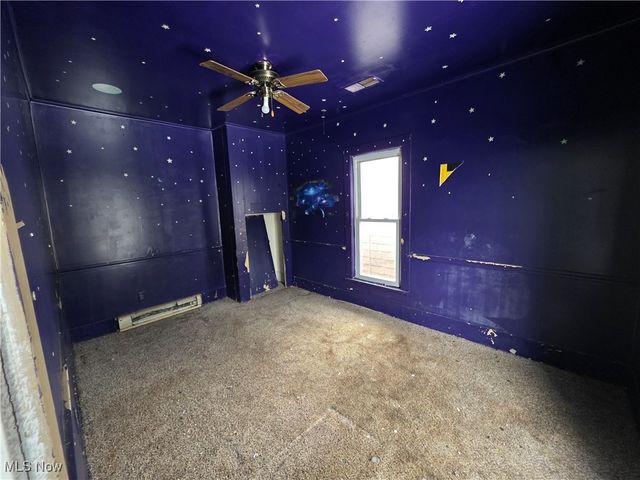 242 Vine Street, Salem, OH 44460