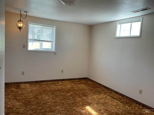 711 Mayfair Ct., Lewiston, ID 83501