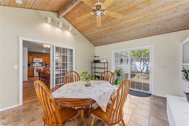 5923 Mills Creek Lane, North Ridgeville, OH 44039