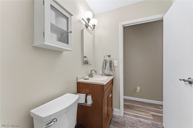 5923 Mills Creek Lane, North Ridgeville, OH 44039