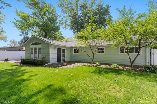 5923 Mills Creek Lane, North Ridgeville, OH 44039