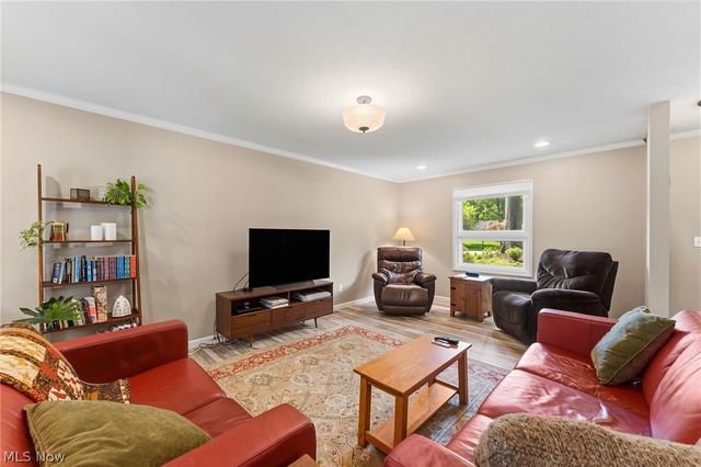 5923 Mills Creek Lane, North Ridgeville, OH 44039