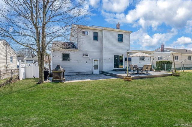 81 Dollard Drive, North Babylon, NY 11703