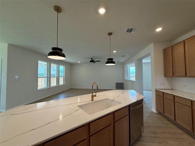 1720 Garlock DR, Leander, TX 78641