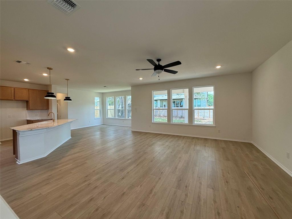 1720 Garlock DR, Leander, TX 78641