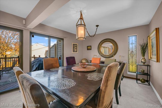 5415 Fairway Lane, West Bloomfield Charter Township, MI 48323