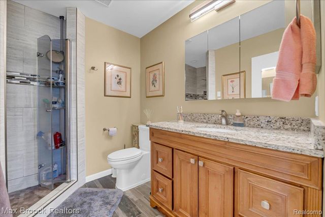 5415 Fairway Lane, West Bloomfield Charter Township, MI 48323