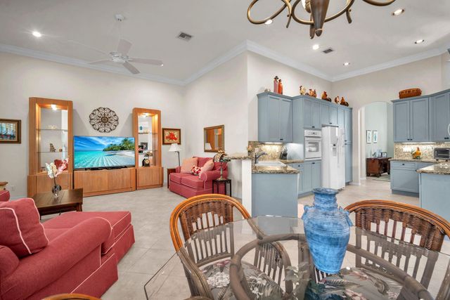 6585 Murano Way, Lake Worth, FL 33467