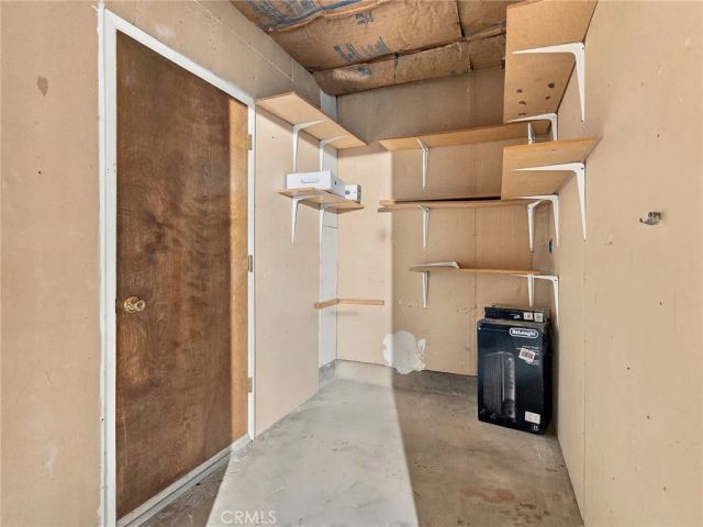 5170 E Huntington, Fresno, CA 93727
