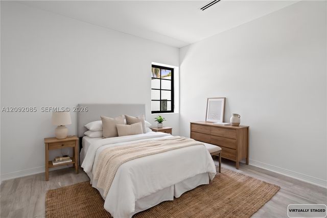 434 Aragon Ave, Coral Gables, FL 33134