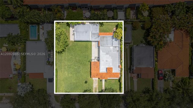 434 Aragon Ave, Coral Gables, FL 33134