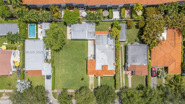 434 Aragon Ave, Coral Gables, FL 33134