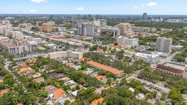 434 Aragon Ave, Coral Gables, FL 33134