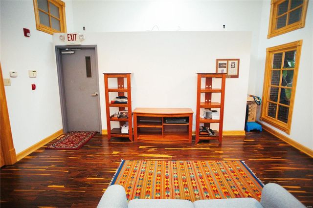 1414 N Broadway, St Louis, MO 63102