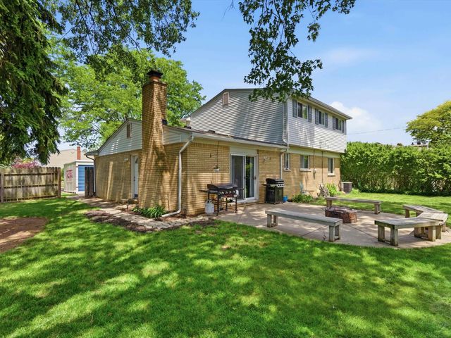 12212 Polara Drive, Sterling Heights, MI 48312