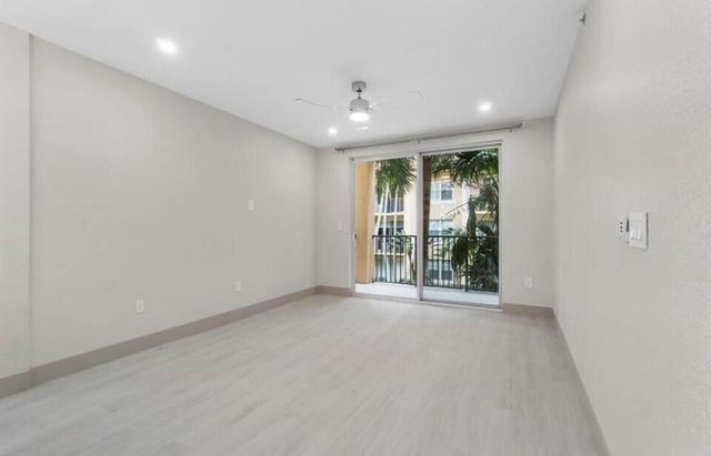 1805 N Flagler Drive 219, West Palm Beach, FL 33407