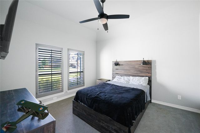 1024 Whisper Willows Drive, Fort Worth, TX 76052