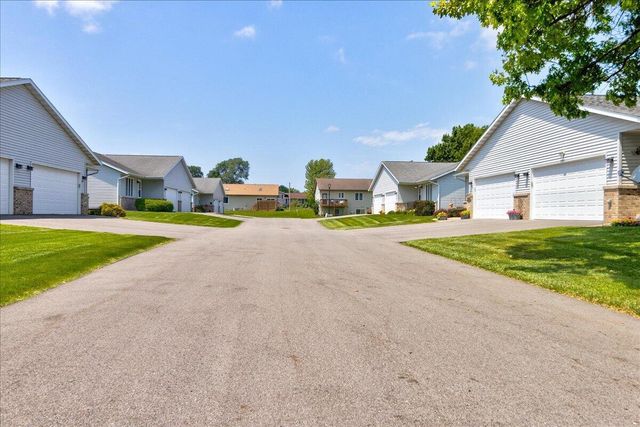 914 Northern Sands PLACE, Onalaska, WI 54650