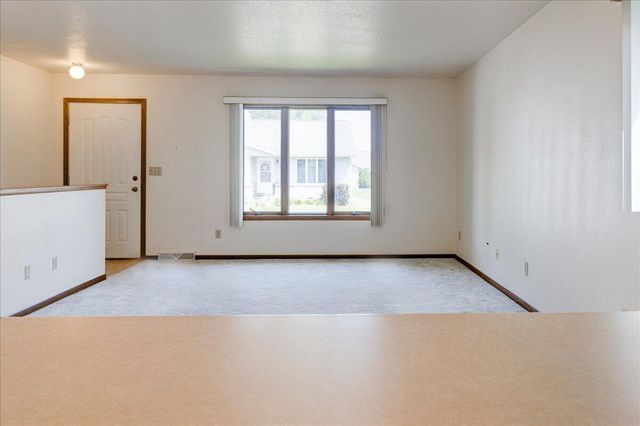 914 Northern Sands PLACE, Onalaska, WI 54650